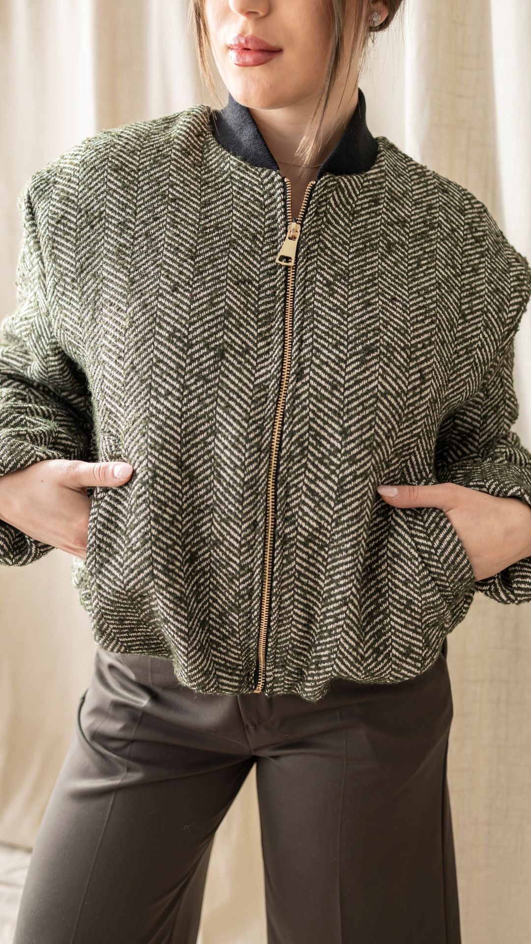 Bomber in Tweed a Spina di Pesce